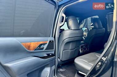 Внедорожник / Кроссовер Lexus LX 2022 в 