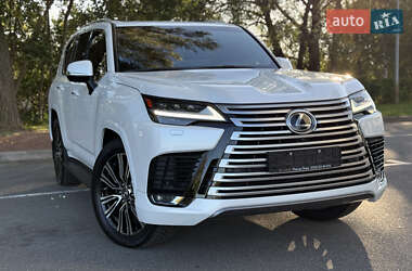 Внедорожник / Кроссовер Lexus LX 2022 в 