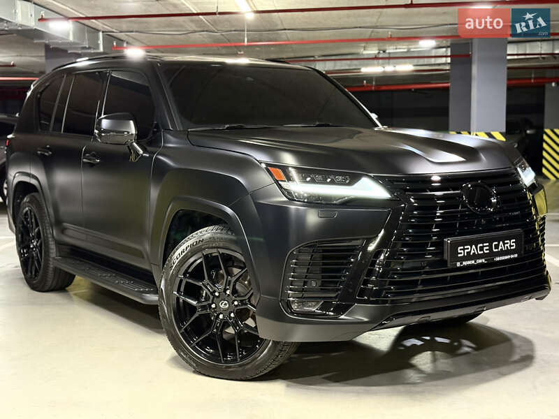 Lexus LX 2022