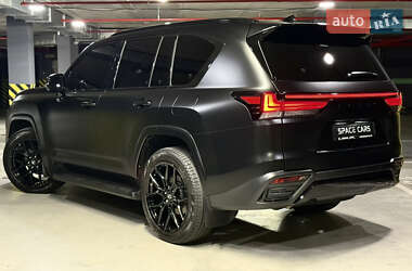 Внедорожник / Кроссовер Lexus LX 2022 в 