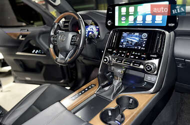 Внедорожник / Кроссовер Lexus LX 2022 в 