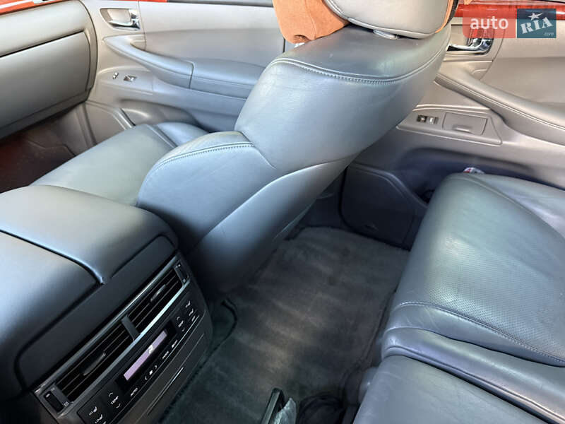 Позашляховик / Кросовер Lexus LX 2008 в Києві фото 14 Позашляховик / Кросовер Lexus LX 2008 в Києві