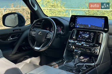 Внедорожник / Кроссовер Lexus LX 2022 в 