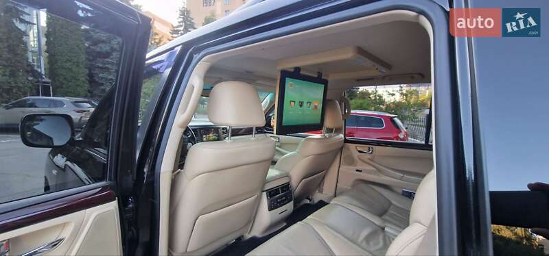 Внедорожник / Кроссовер Lexus LX 2011 в Киеве