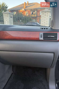 Внедорожник / Кроссовер Lexus LX 2009 в 