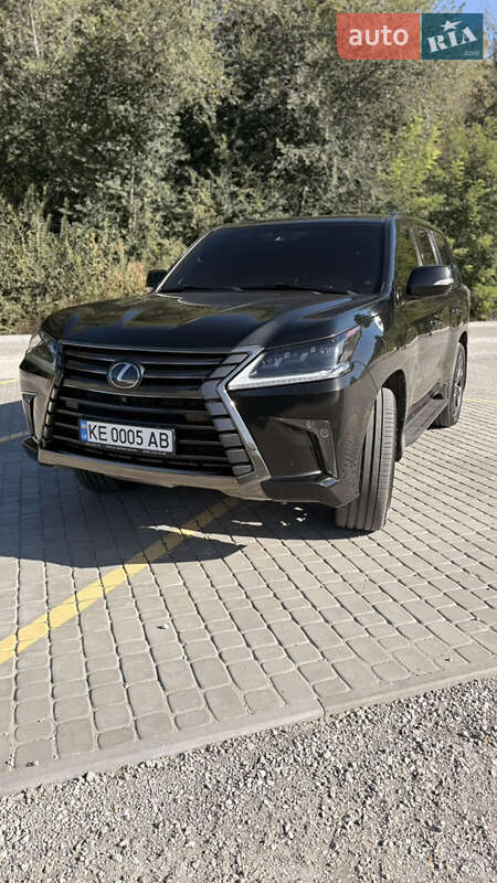 Позашляховик / Кросовер Lexus LX 2020 в 