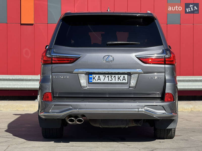 Внедорожник / Кроссовер Lexus LX 2016 в Киеве