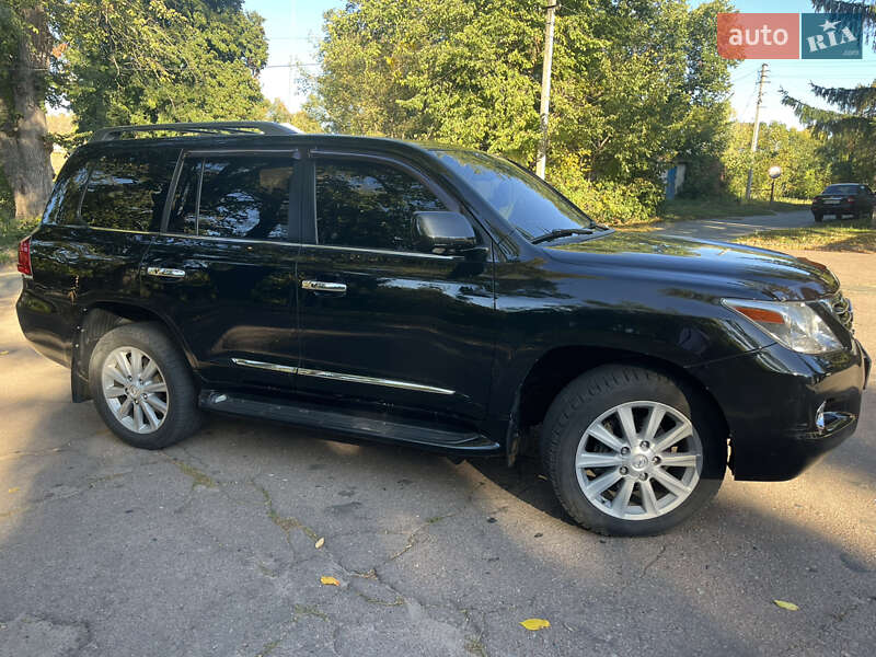 Позашляховик / Кросовер Lexus LX 2008 в Корсунь-Шевченківському