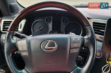 Позашляховик / Кросовер Lexus LX 2013 в 