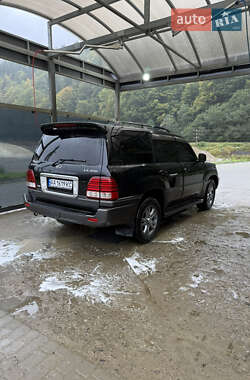 Позашляховик / Кросовер Lexus LX 2004 в 