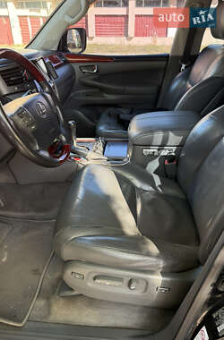 Внедорожник / Кроссовер Lexus LX 2009 в 