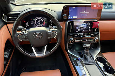 Позашляховик / Кросовер Lexus LX 2022 в 