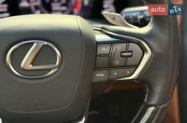Позашляховик / Кросовер Lexus LX 2022 в 