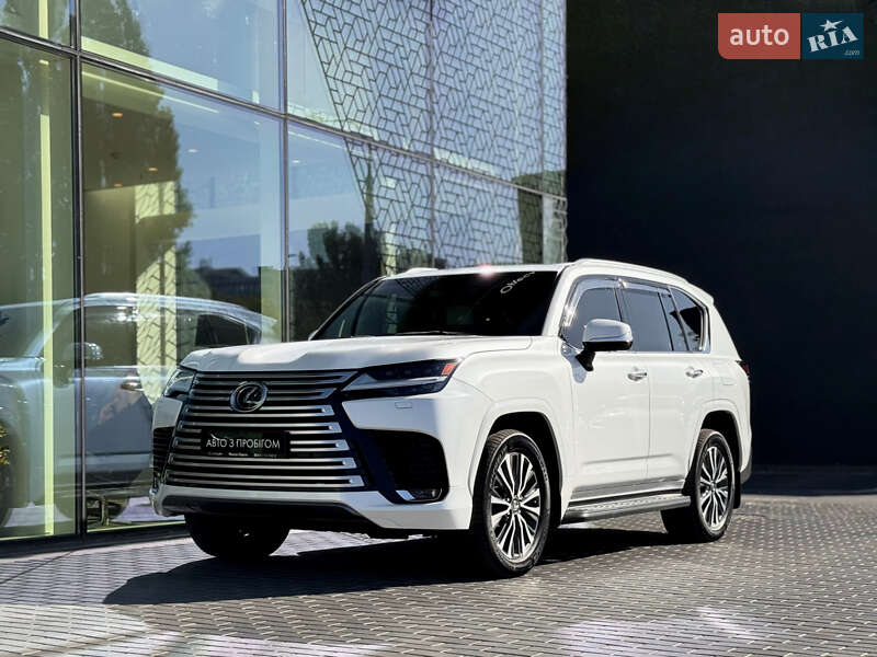 Внедорожник / Кроссовер Lexus LX 2023 в 