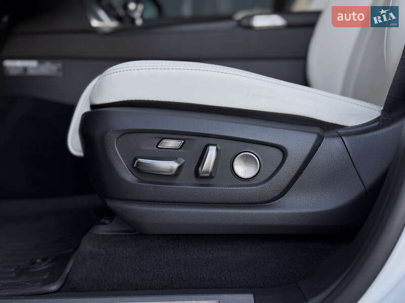 Позашляховик / Кросовер Lexus LX 2023 в Одесі