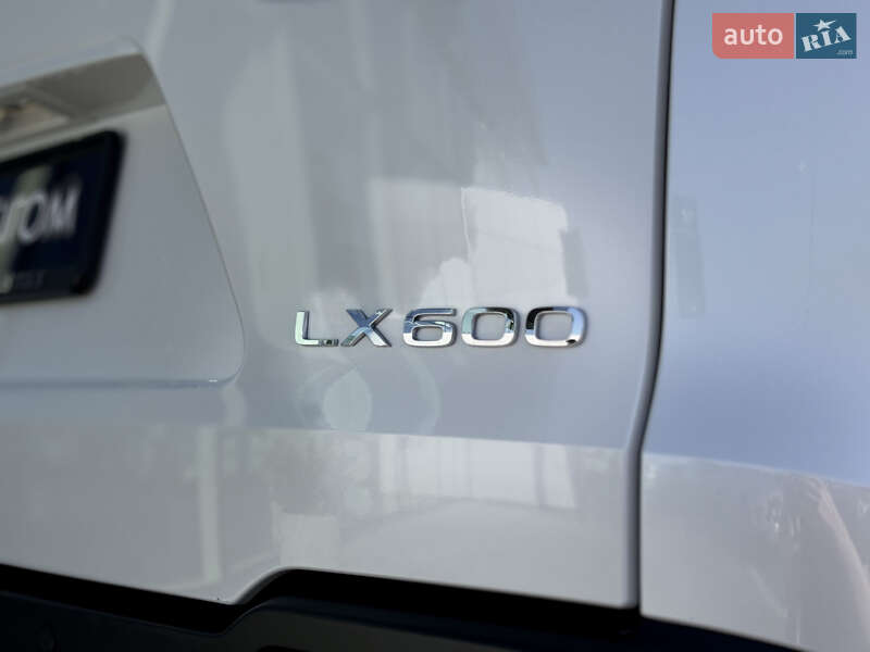 Позашляховик / Кросовер Lexus LX 2023 в Одесі