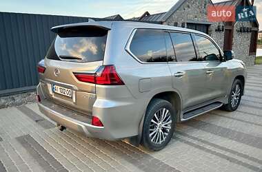 Внедорожник / Кроссовер Lexus LX 2017 в 