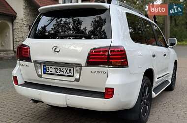 Внедорожник / Кроссовер Lexus LX 2008 в 