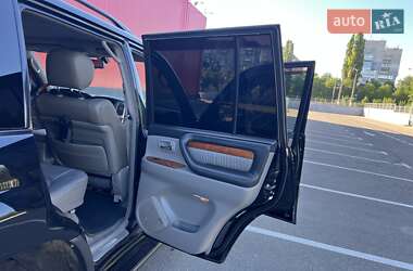 Позашляховик / Кросовер Lexus LX 2005 в 