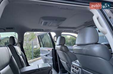 Внедорожник / Кроссовер Lexus LX 2009 в 