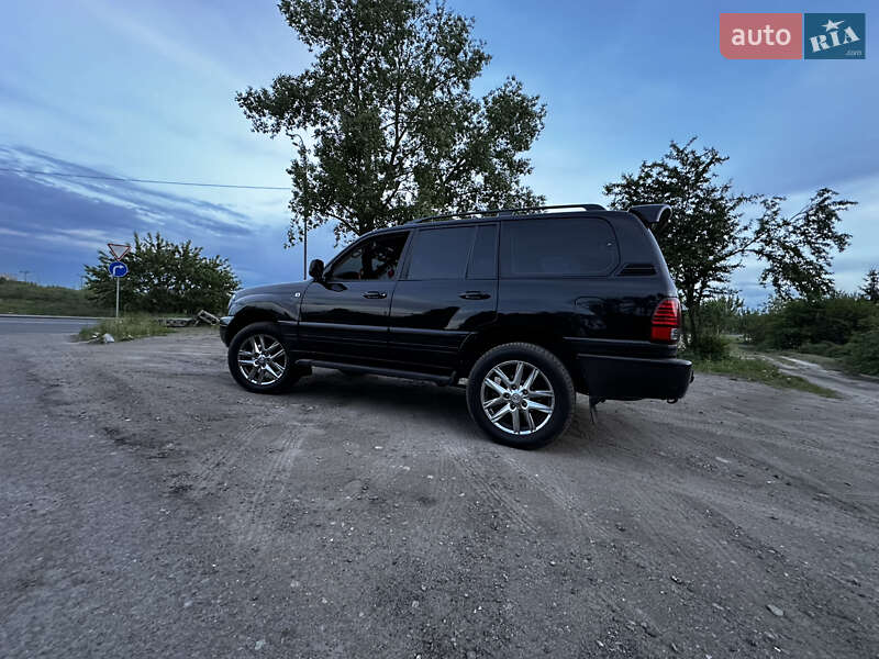 Позашляховик / Кросовер Lexus LX 2005 в Києві
