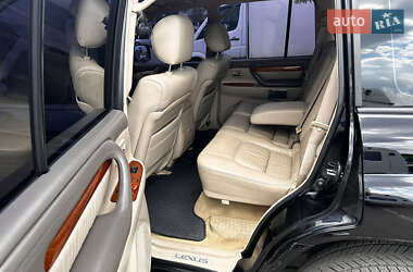 Позашляховик / Кросовер Lexus LX 2005 в 