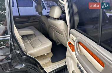 Позашляховик / Кросовер Lexus LX 2005 в 