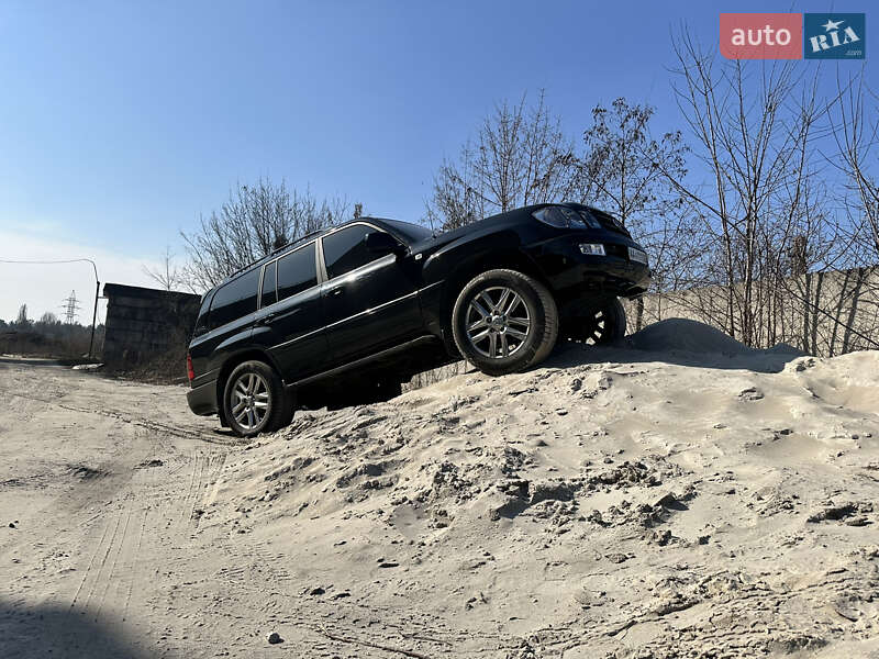 Позашляховик / Кросовер Lexus LX 2005 в Києві
