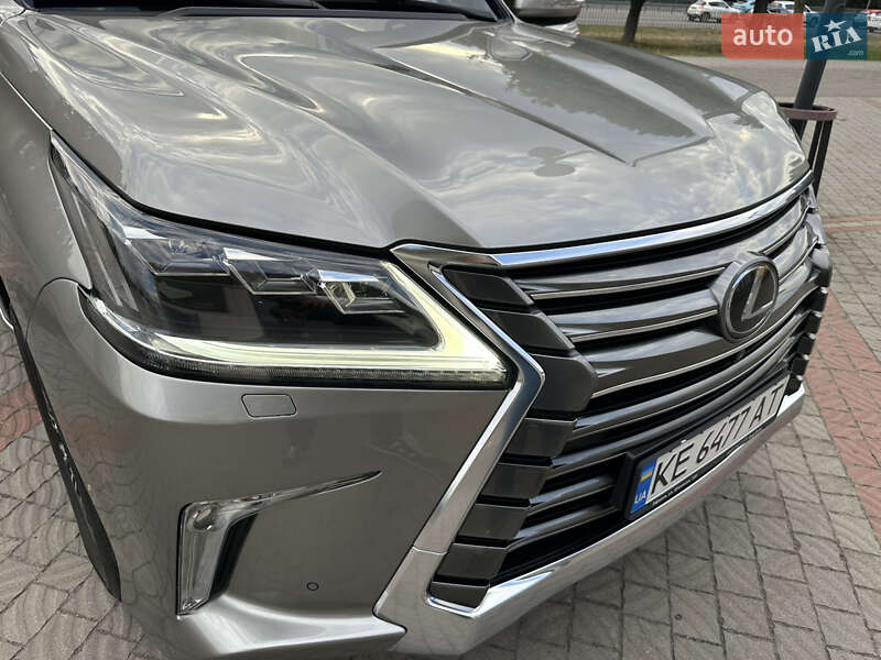 Позашляховик / Кросовер Lexus LX 2016 в Дніпрі фото 47 Позашляховик / Кросовер Lexus LX 2016 в Дніпрі