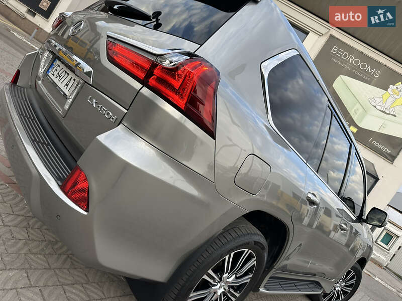 Позашляховик / Кросовер Lexus LX 2016 в Дніпрі фото 69 Позашляховик / Кросовер Lexus LX 2016 в Дніпрі