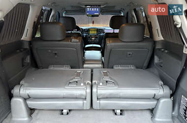 Позашляховик / Кросовер Lexus LX 2010 в 