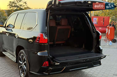 Внедорожник / Кроссовер Lexus LX 2020 в 