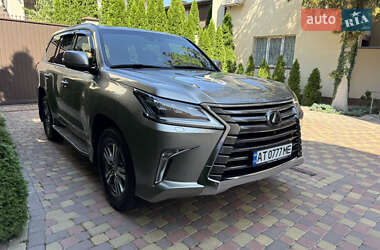 Позашляховик / Кросовер Lexus LX 2017 в Івано-Франківську