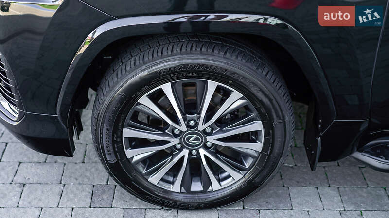 Внедорожник / Кроссовер Lexus LX 2024 в Львове