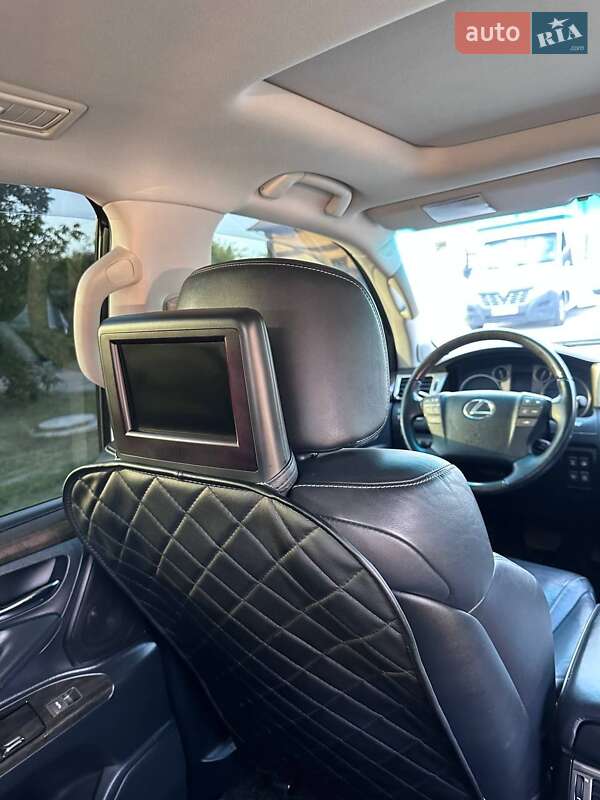 Внедорожник / Кроссовер Lexus LX 2013 в Днепре