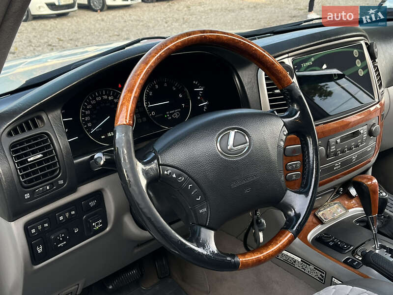 Внедорожник / Кроссовер Lexus LX 2006 в Харькове