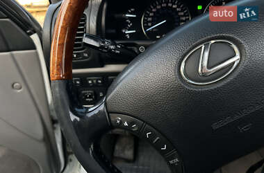 Позашляховик / Кросовер Lexus LX 2006 в 