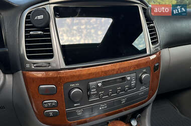 Позашляховик / Кросовер Lexus LX 2006 в 