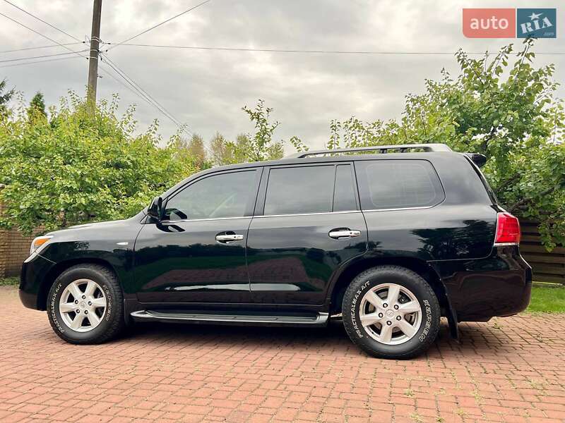 Позашляховик / Кросовер Lexus LX 2008 в 