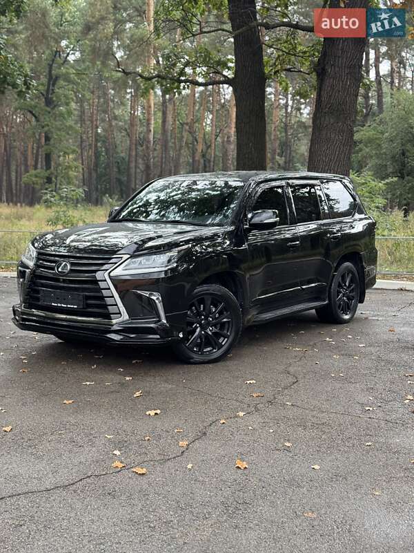 Позашляховик / Кросовер Lexus LX 2020 в 