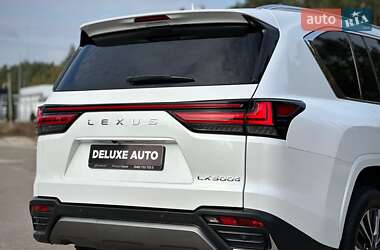 Позашляховик / Кросовер Lexus LX 2022 в 