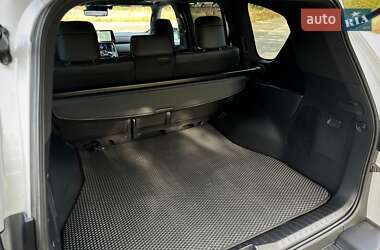 Позашляховик / Кросовер Lexus LX 2022 в 