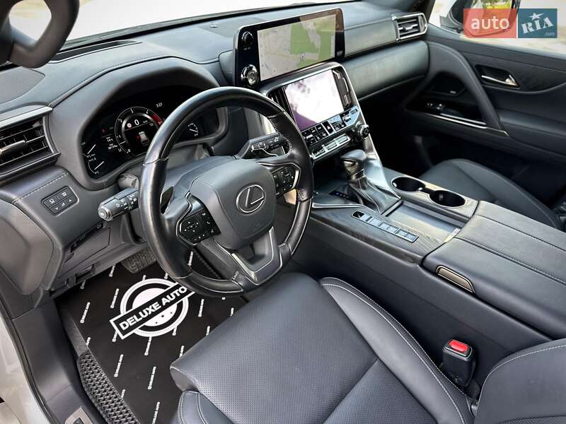 Внедорожник / Кроссовер Lexus LX 2022 в Киеве