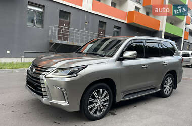 Внедорожник / Кроссовер Lexus LX 2019 в 