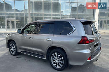 Внедорожник / Кроссовер Lexus LX 2019 в 