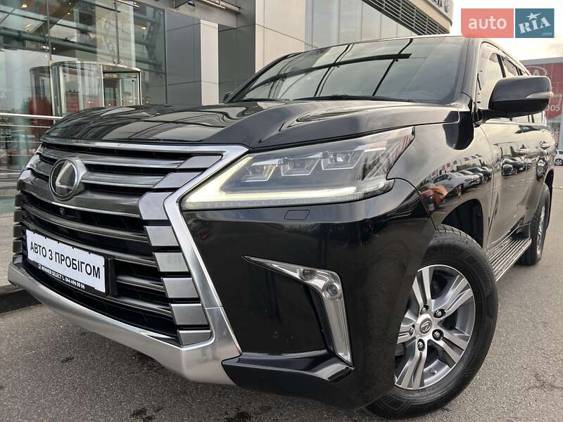 Позашляховик / Кросовер Lexus LX 2018 в 