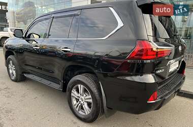 Позашляховик / Кросовер Lexus LX 2018 в 