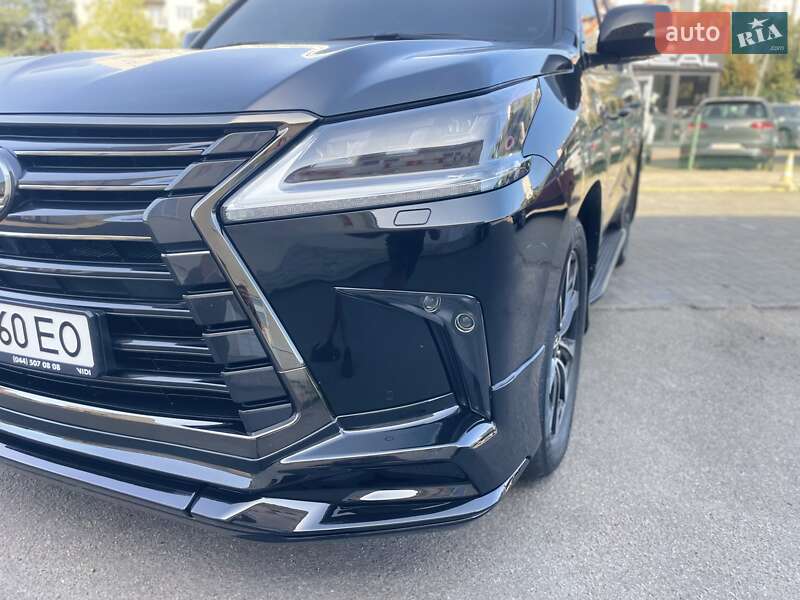 Внедорожник / Кроссовер Lexus LX 2021 в Черновцах