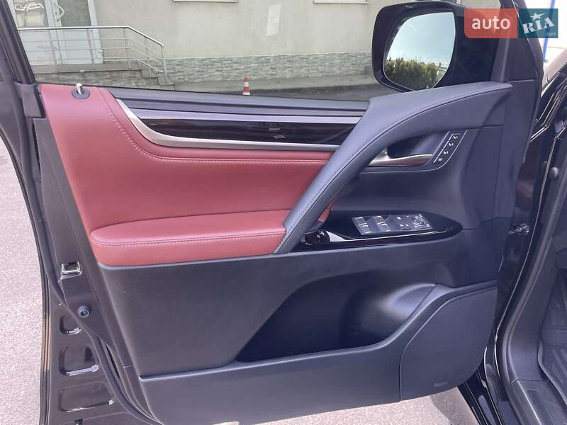 Внедорожник / Кроссовер Lexus LX 2021 в Черновцах