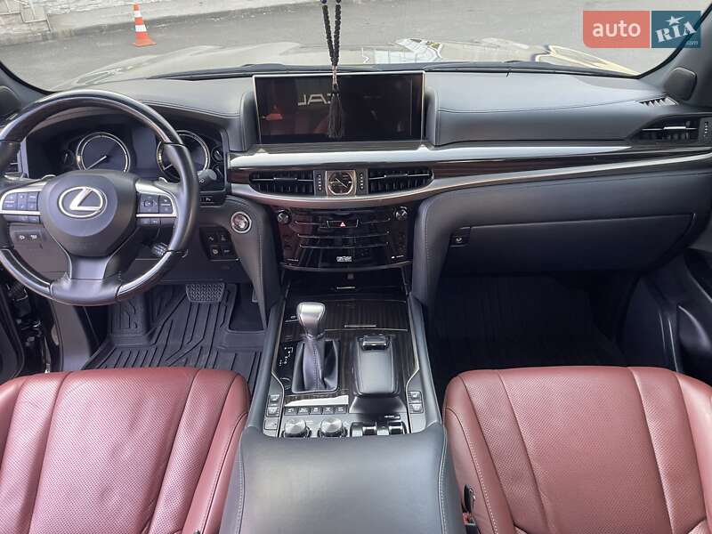 Внедорожник / Кроссовер Lexus LX 2021 в Черновцах